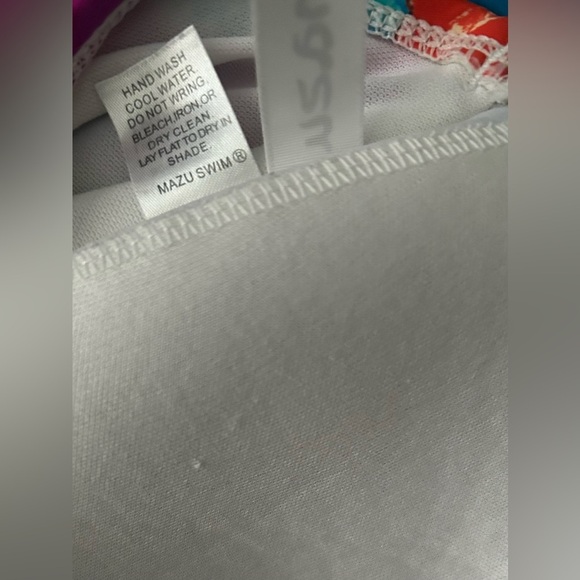 Mazu Swim Floral Plus Size (14) Tankini Top only Padded tata Support Cinched - Picture 10 of 10